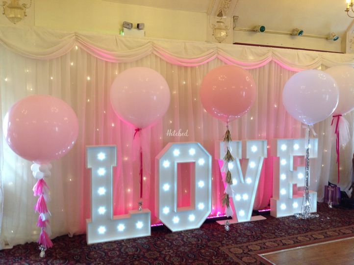 Wedding Party  Decorations  from The Ultimate Balloon 