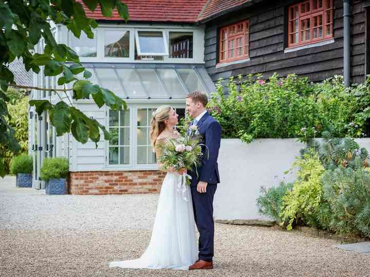 8 Drop Dead Gorgeous Barn Wedding Venues In Surrey